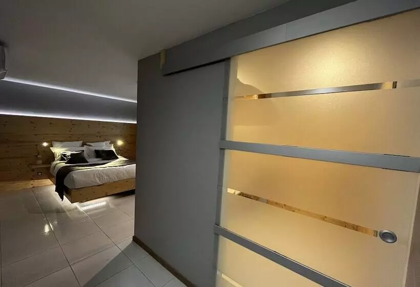 Hotelli 9wagram Hôtel Boutique