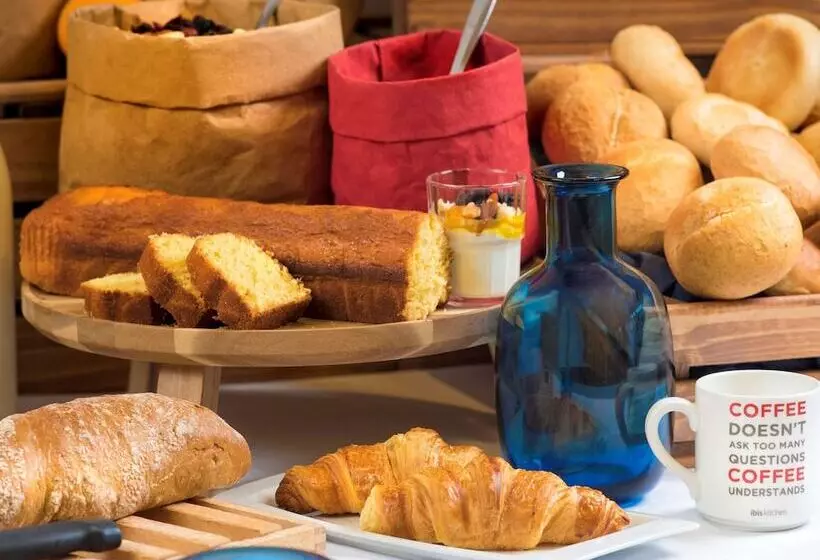 ホテル Ibis Budget Paris Porte De La Chapelle   Aréna