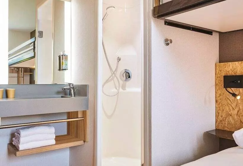 ホテル Ibis Budget Paris Porte De La Chapelle   Aréna