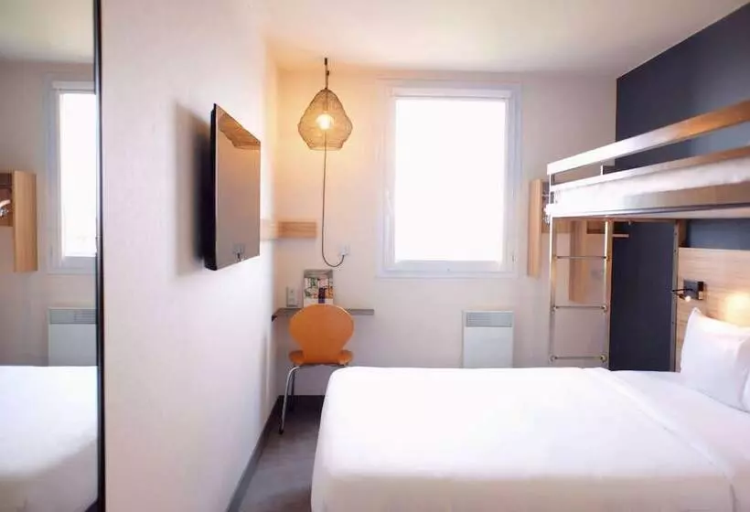 ホテル Ibis Budget Paris Porte De La Chapelle   Aréna