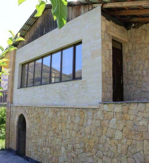 Panzió Gnishik Eco Resort