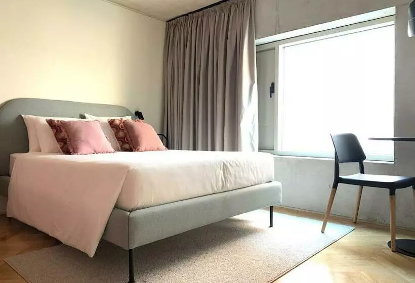 پانسیون Oporto Coliving Monte Ramalde
