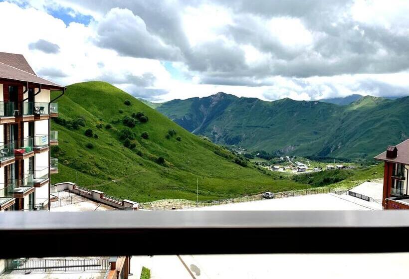 2 Room Apartment Nft New Gudauri 452