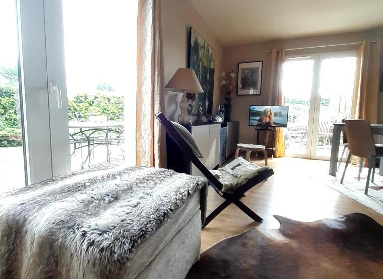 تختخواب و صبحانه Chambre Et Jardin