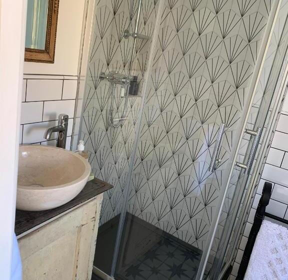 Charming Townhouse In Bruton