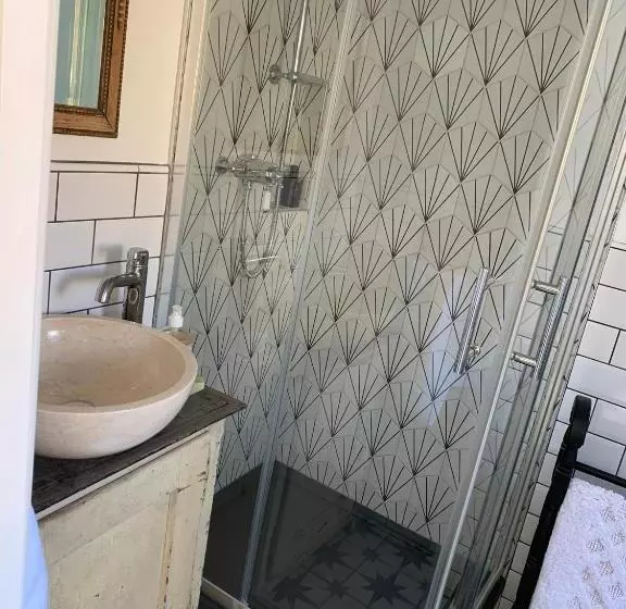 Charming Townhouse In Bruton