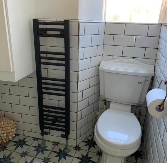 Charming Townhouse In Bruton