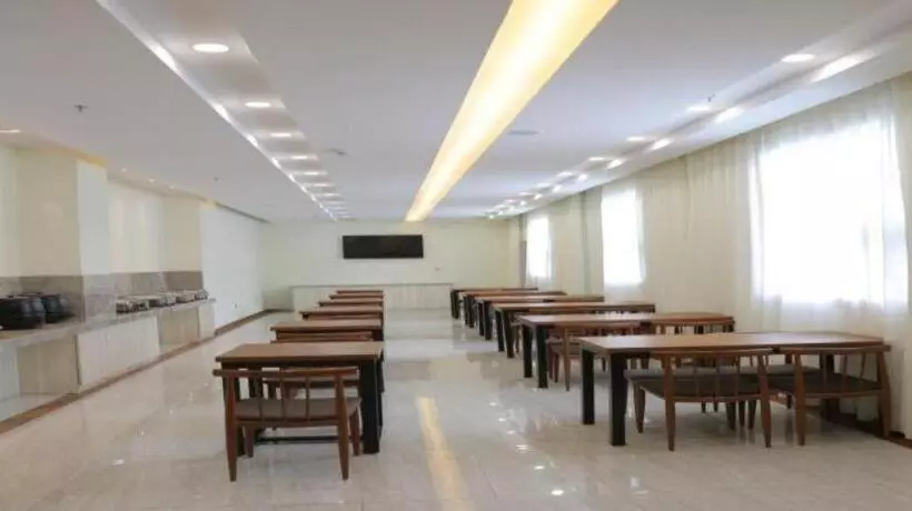 ホテル Greentree Inn Tibet Nyingchi City Biji Shenshan