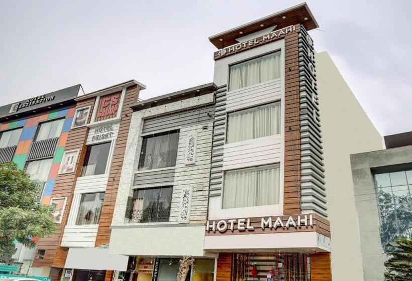 هتل Maahi