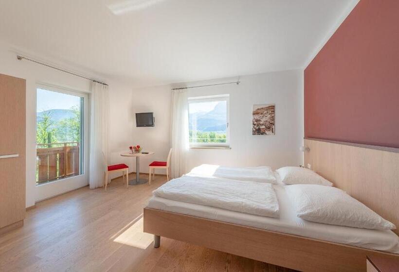 酒店 Sandhof Ferienwohnungen