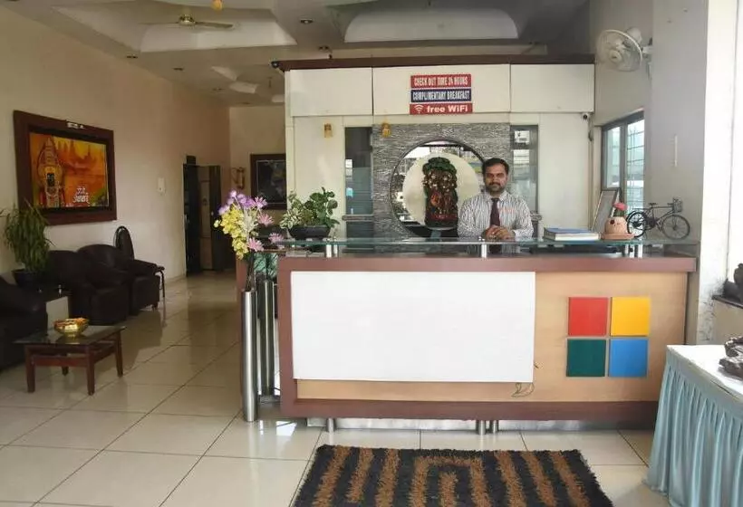 Hotelli Vrindavan Deluxe, Kolhapur