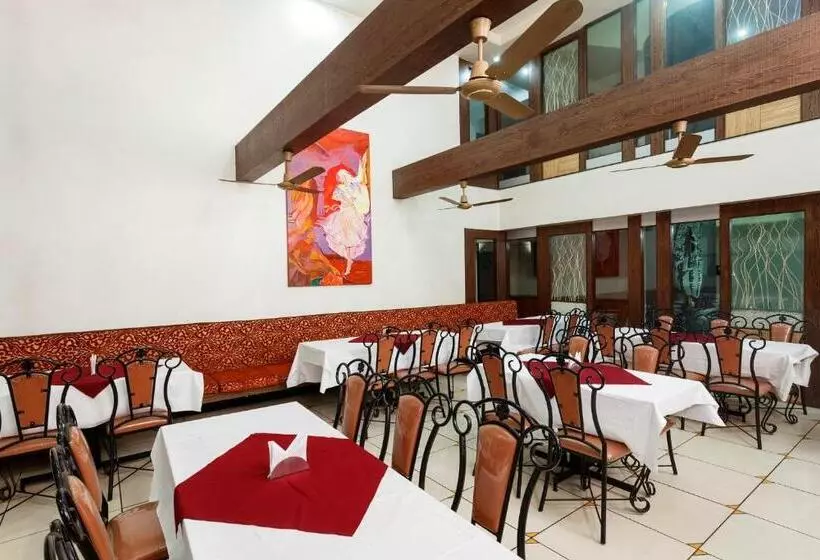 Hotelli Vrindavan Deluxe, Kolhapur