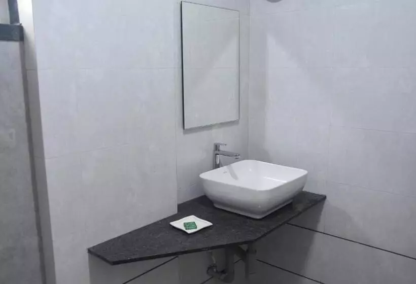 Hotelli Vrindavan Deluxe, Kolhapur