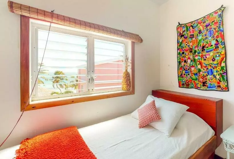 هتل Water Lily #6 @ Caribe Island