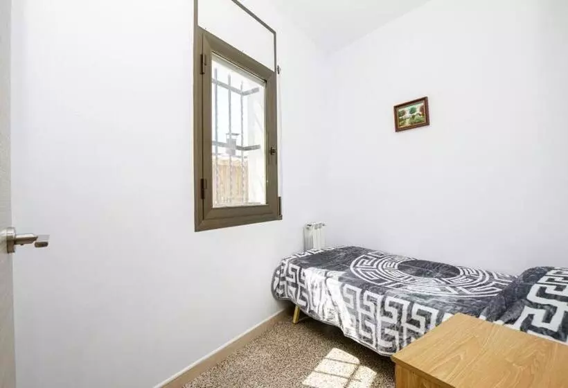 Maravillosa Casa Con Piscina Grande Y Bosque