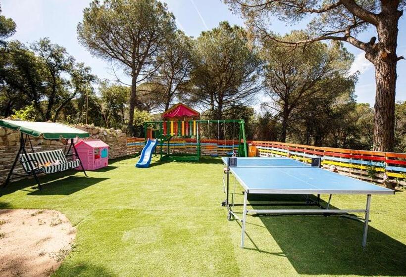 Maravillosa Casa Con Piscina Grande Y Bosque