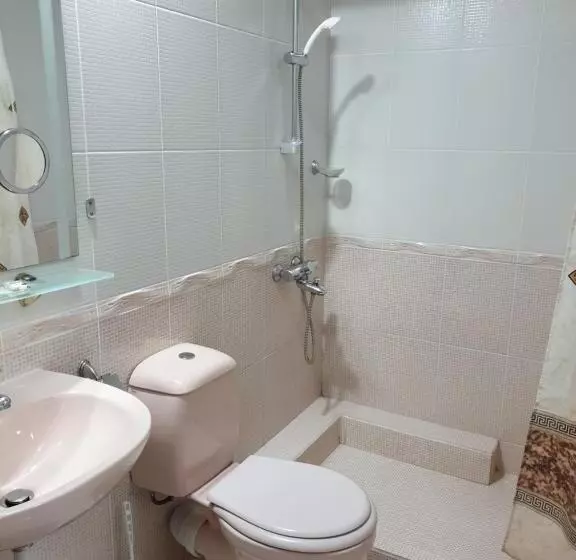 پانسیون Family Hotel Dramchev