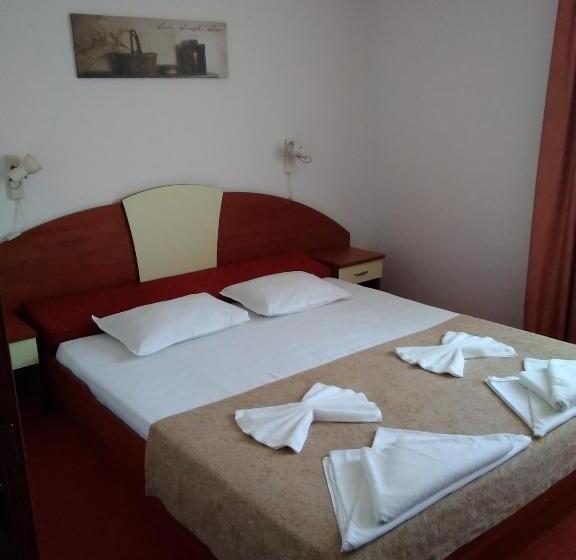 بنسيون Family Hotel Dramchev