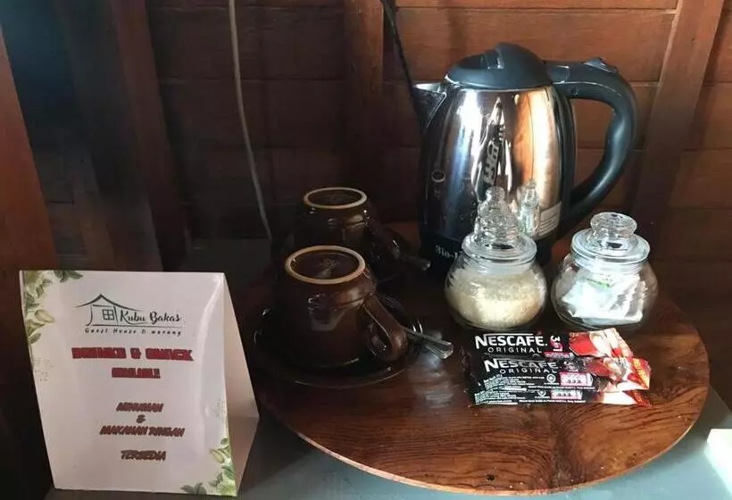 ペンション Kubu Bakas Guest House