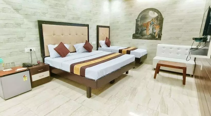 Lomakeskus Prabhat Palace