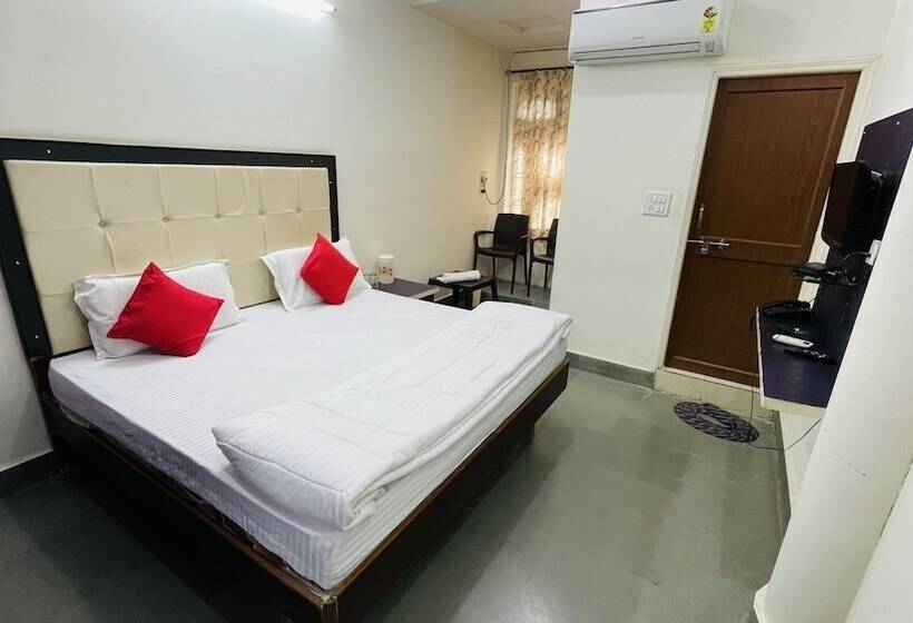 אתר נופש Prabhat Palace