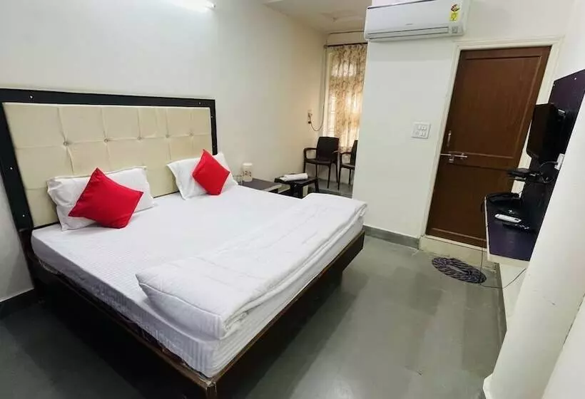 Lomakeskus Prabhat Palace