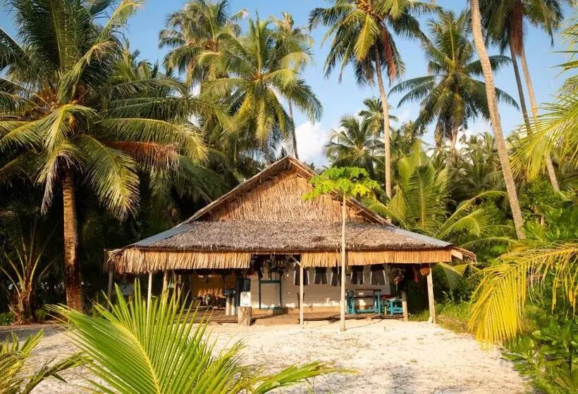 Lomakeskus Tailana Island Pulau Banyak