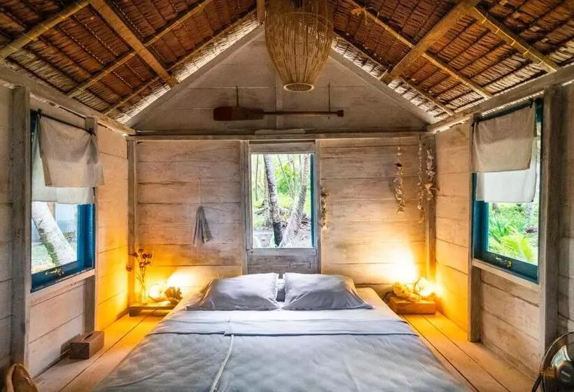 Lomakeskus Tailana Island Pulau Banyak