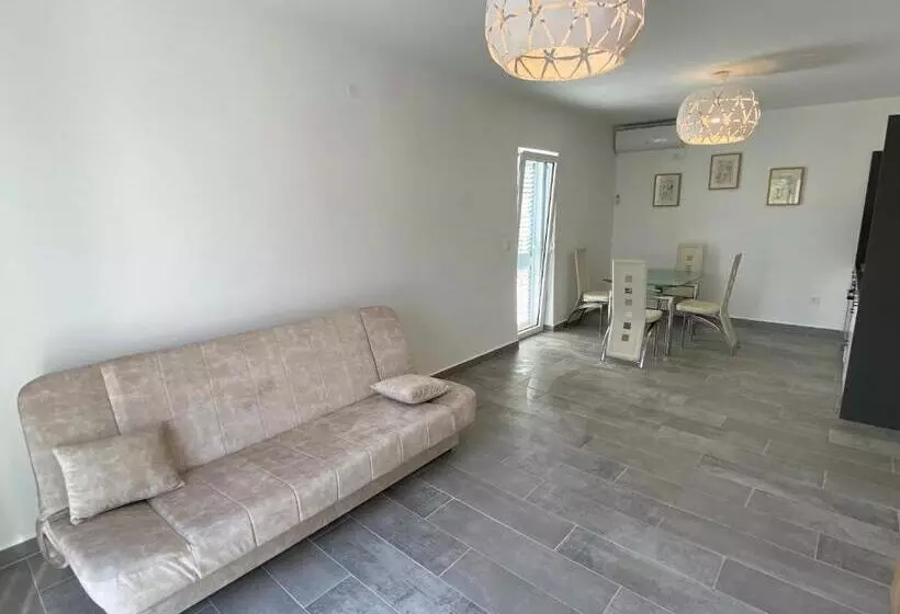 Villa Lime