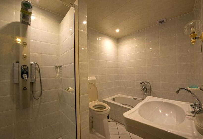 Zum Alten Dorfbrunnen