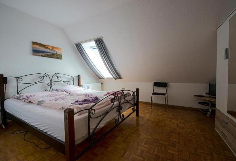 Zum Alten Dorfbrunnen