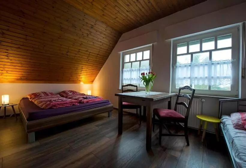 Zum Alten Dorfbrunnen