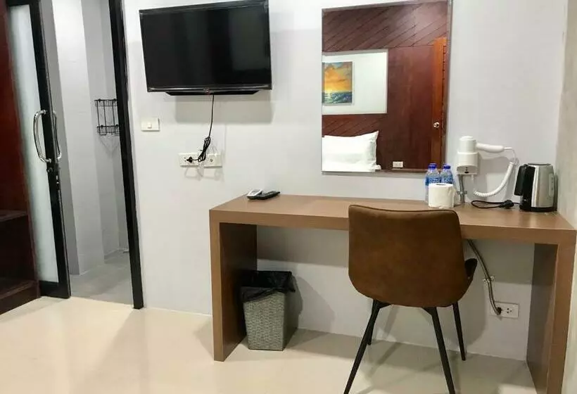 Easy Loft Hostel