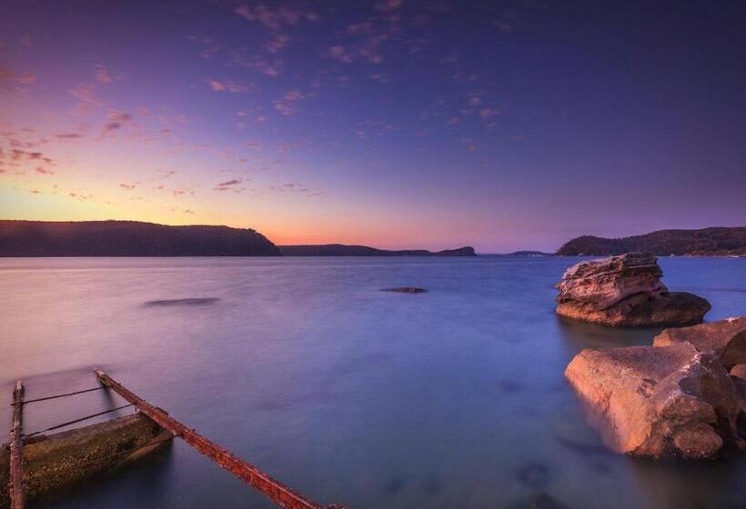 ペンション Barrenjoey Beach House