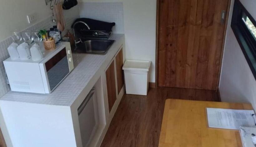 Resort The Birder S Lodge Khao Yai