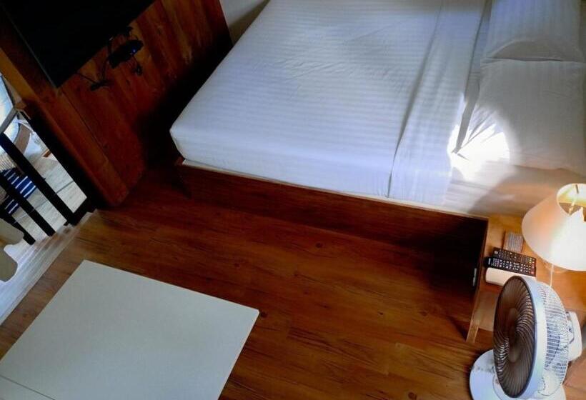 Resort The Birder S Lodge Khao Yai