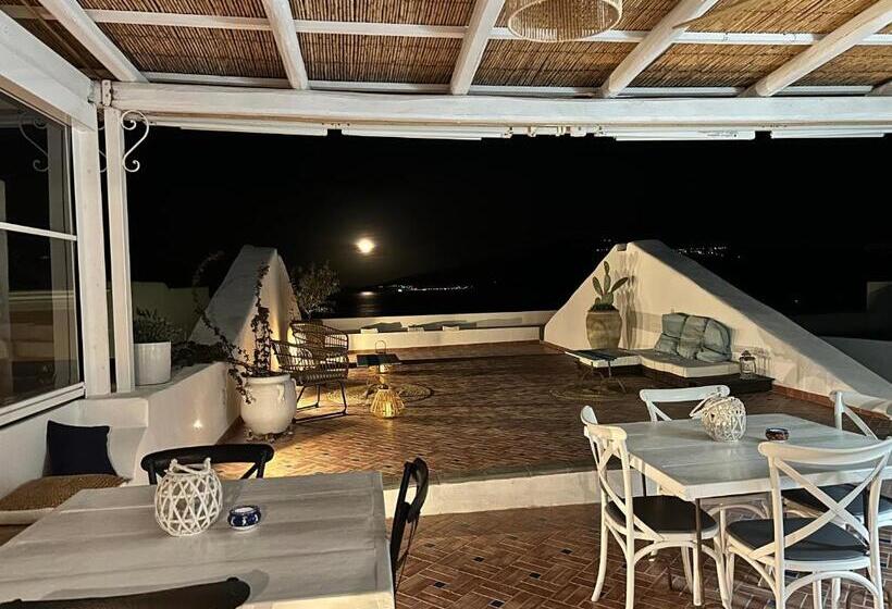 تختخواب و صبحانه Antica Dimora Santa Marina Salina