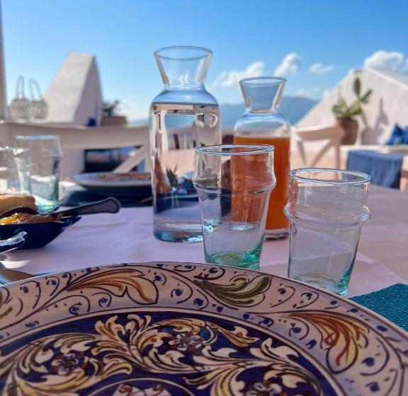 تختخواب و صبحانه Antica Dimora Santa Marina Salina