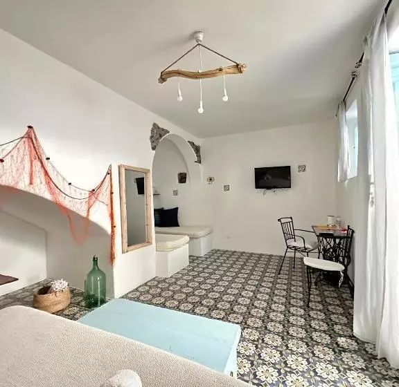 Aamiaismajoitus (B&B) Antica Dimora Santa Marina Salina