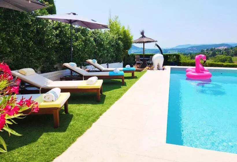Aamiaismajoitus (B&B) Le Nid Bleu