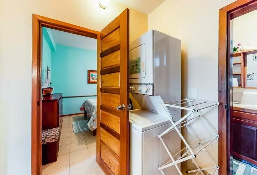 ホテル Coral Reef Condo