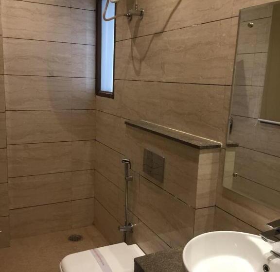 فندق Lotus Grand Akm