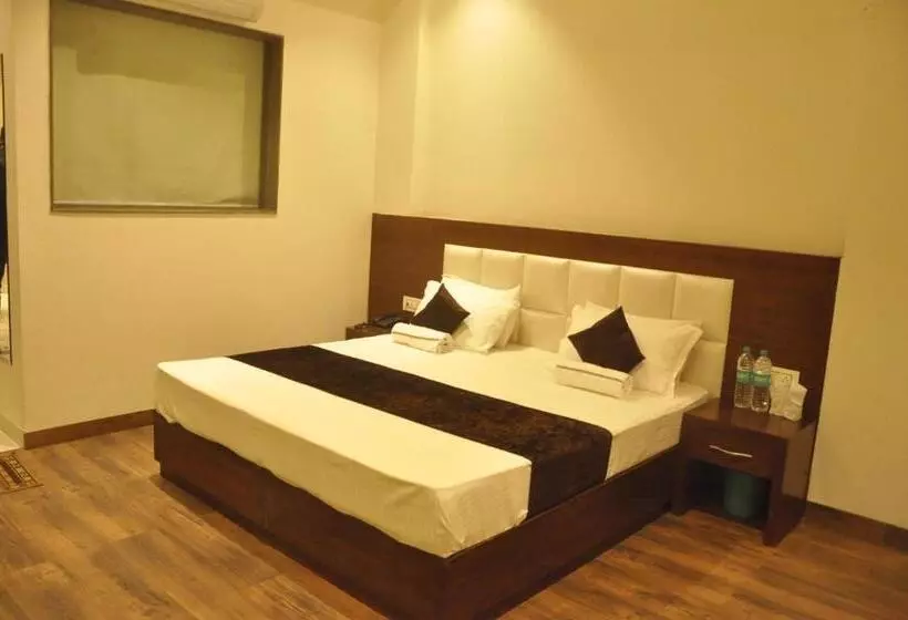 ホテル Lotus Grand Akm