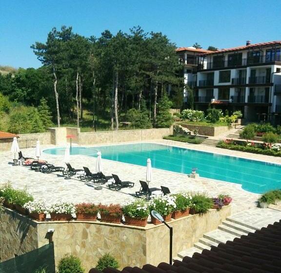 پانسیون Limani Guest House