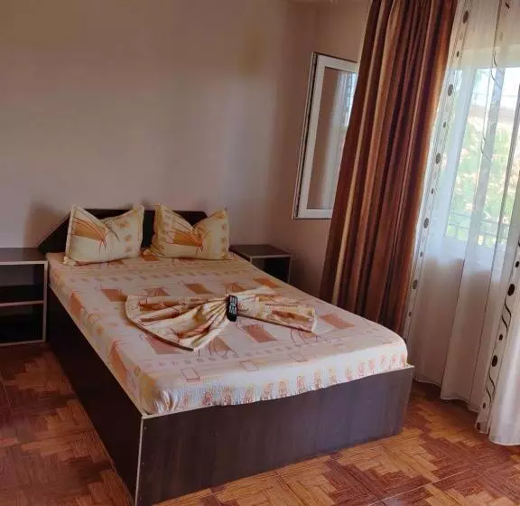 Majatalo Vila Razvan Costinesti