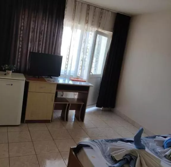 Majatalo Vila Razvan Costinesti