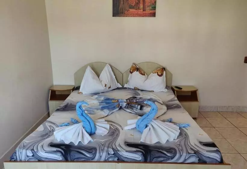 Majatalo Vila Razvan Costinesti
