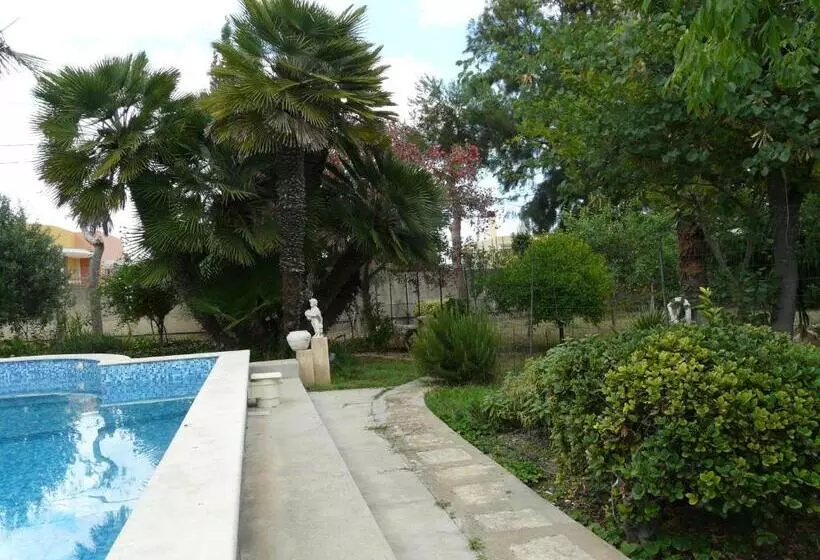 پانسیون Villa Yucca