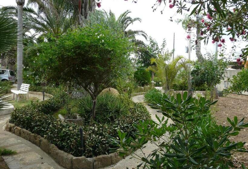 بنسيون Villa Yucca