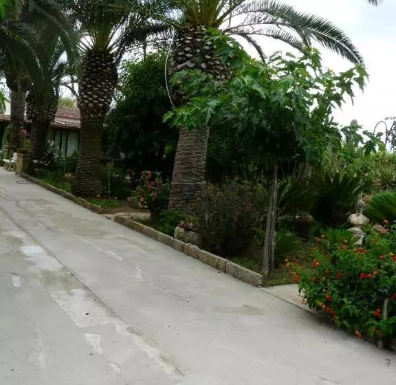 پانسیون Villa Yucca